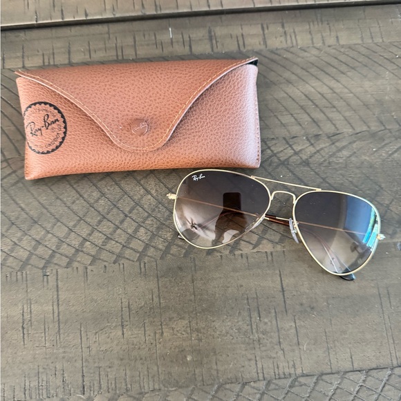 Ray-Ban Gold Aviator Sunglasses with Brown Case